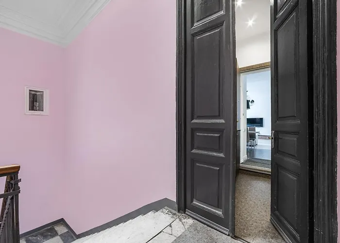 Vorontsov Lane Design Apartment