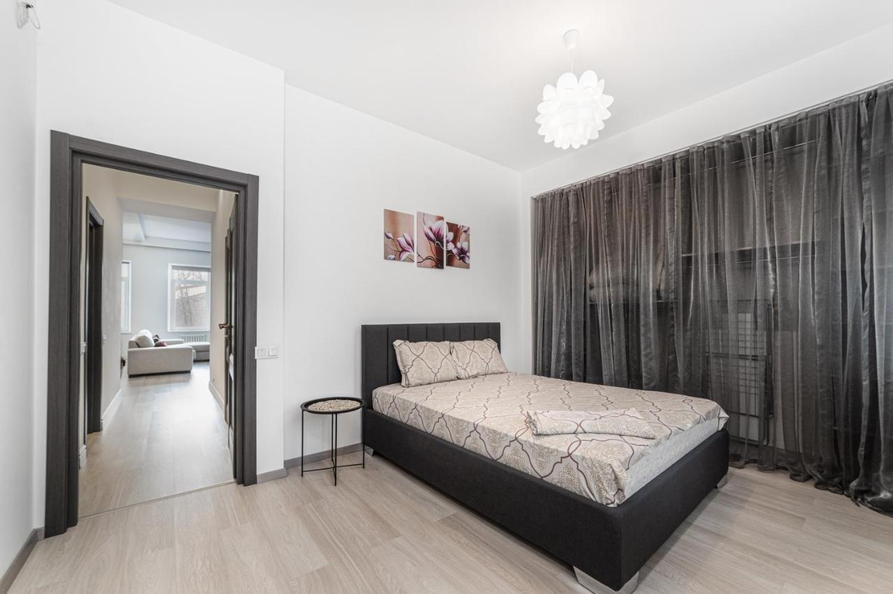 Vorontsov Lane Design Apartment Odesa